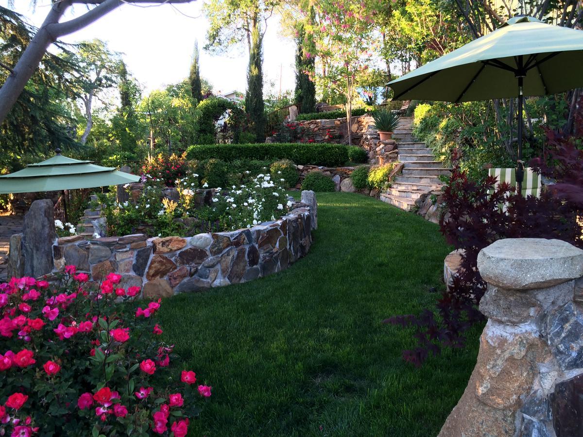 Barretta Gardens Couette-café